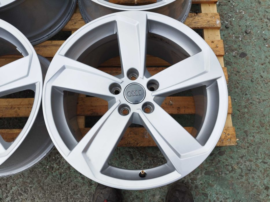 18 джанти 5х112 A3 S3 8V RS3 8P 8V Ауди А3 Rotor Оригинал