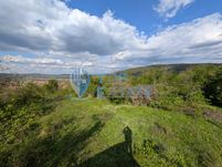 Парцел в регулация с красива панорама в село Джулюница
