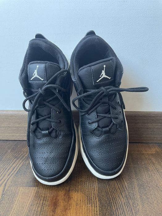 Nike Jordan Max Aura 5, размер 37,5