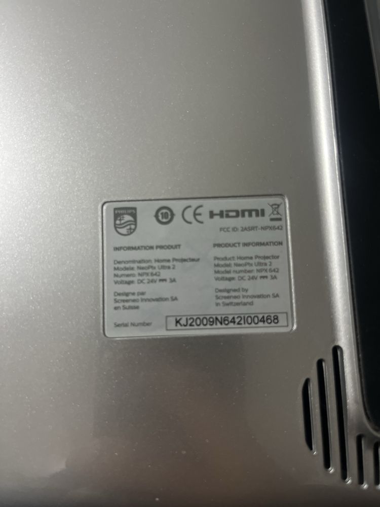 Видео проектор Philips NPX642/INT, NeoPix Ultra 2
