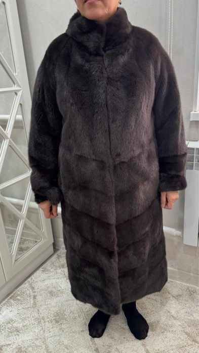 Шуба таза жаңа сатылымда
