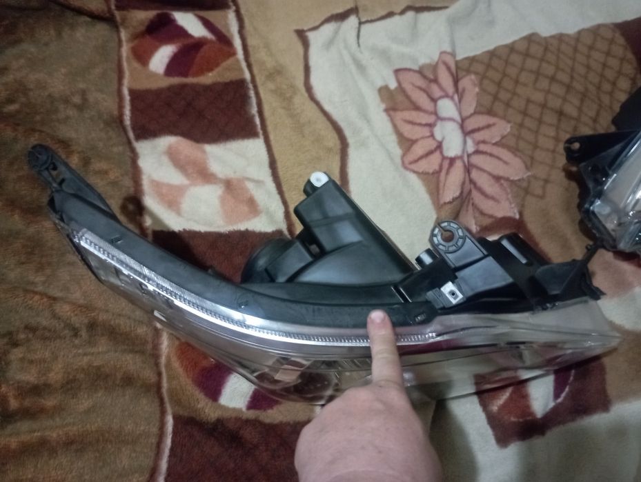 Фары  на Шевроле  кобальт