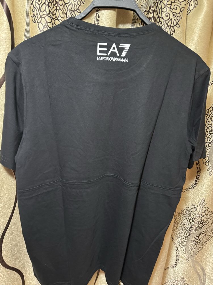 Vand Tricou Emporio Armani EA7
