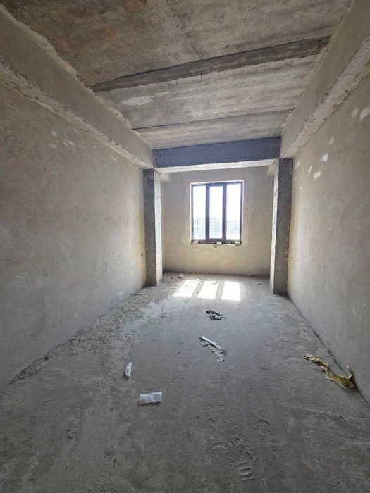 Продаётся 2х комн квартира на 3 этаже Ор-р  Файзобод мечеть