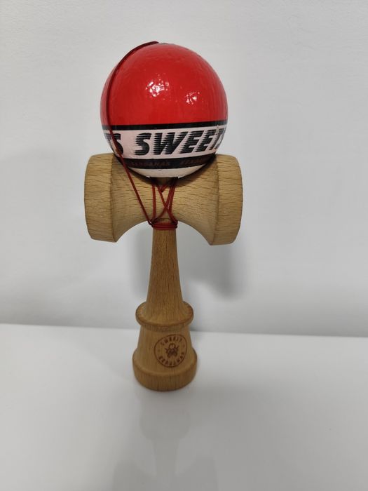 Vând kendama sweets starter