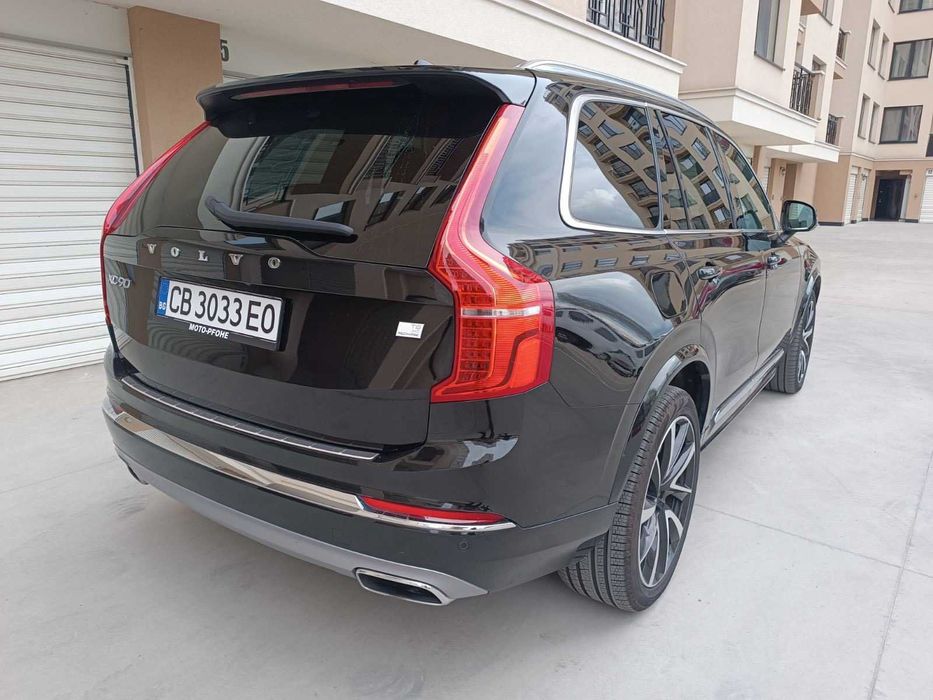 Volvo Xc90 T8 Recharge 7-местен 392кс Обслужен