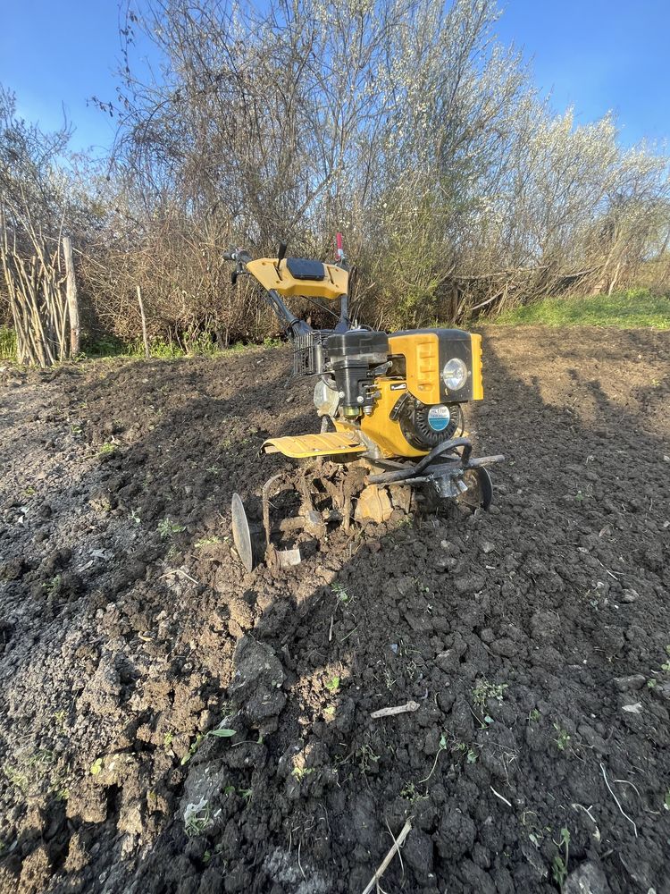 De vanzare motocultor pro garden 7cp