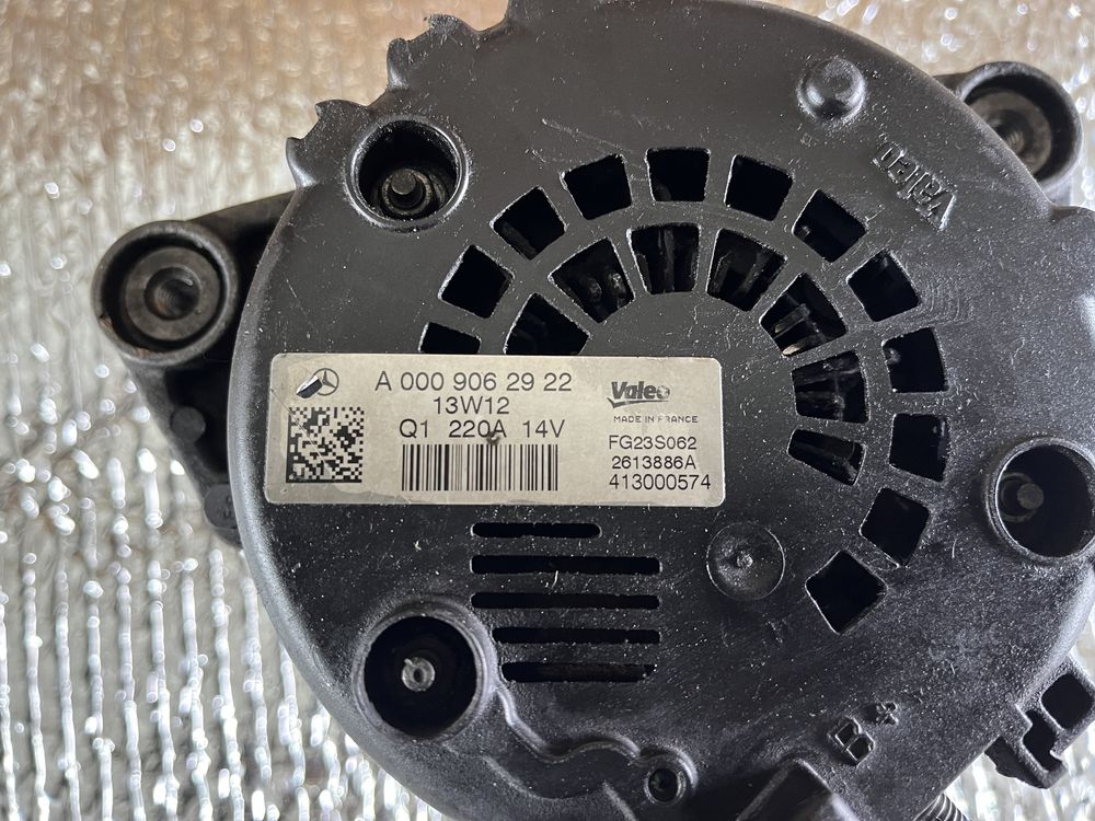 Alternator Mercedes C W204 2.2 Diesel