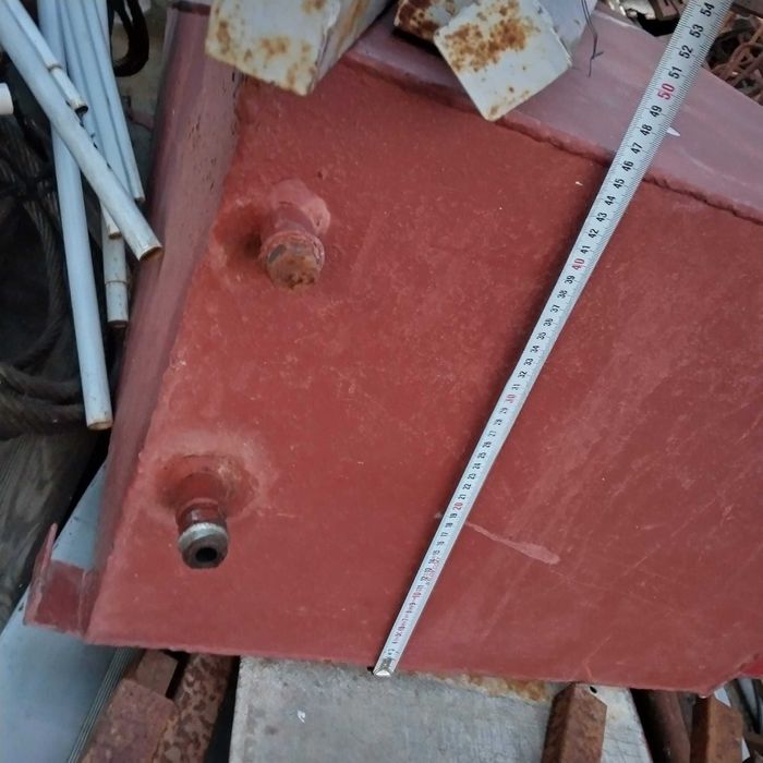 0.5 кубика, 200см Х 60см Х 40см, резервоар за гориво, нафта, дизел.