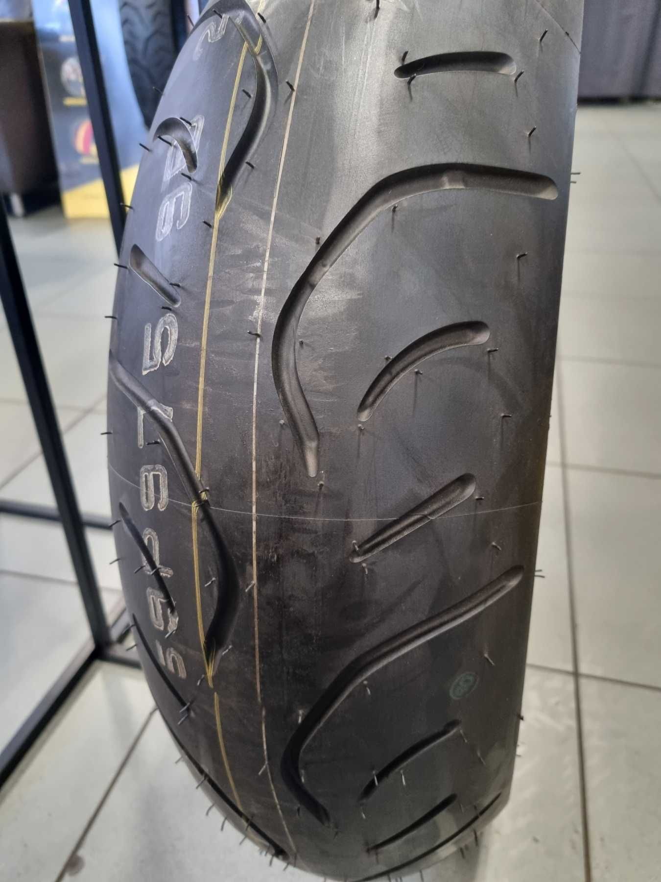 190/55R17 BRIDGESTONE T30 1бр. нова гума за мотоциклет