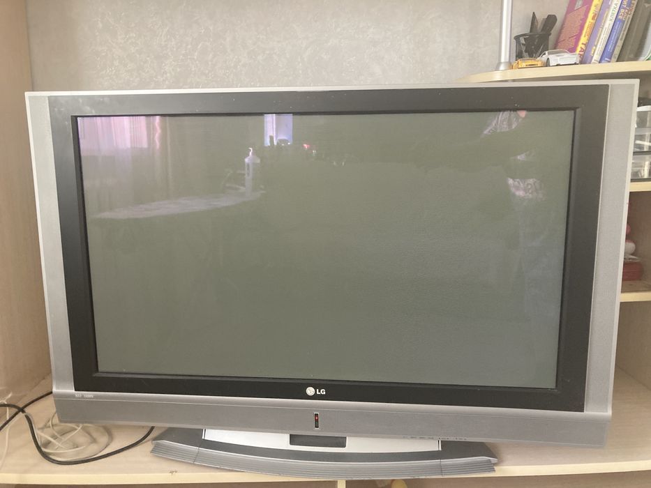 Телевозор продам