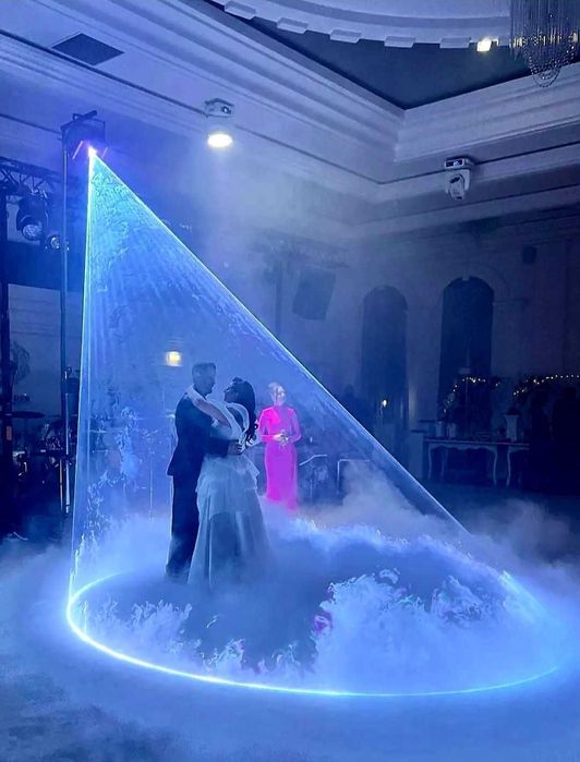 Artificii rotative,laser dans,baloane fum,Cabina foto,Oglinda,bar,sori