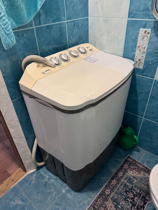 Продам стиральную машинку