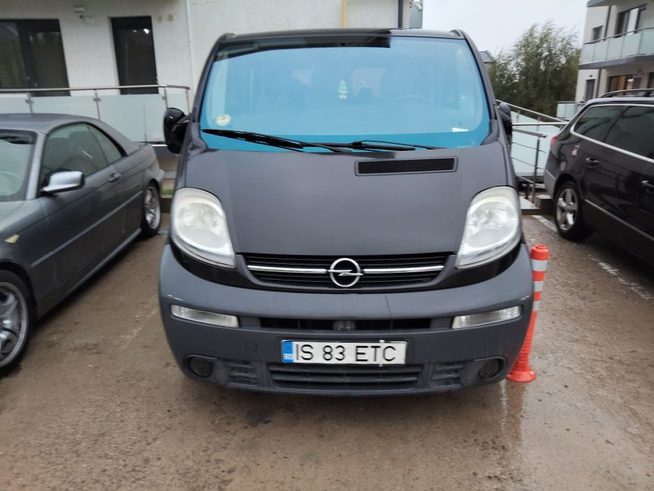 Se vine Opel vivaro 


---

Opel Vivaro