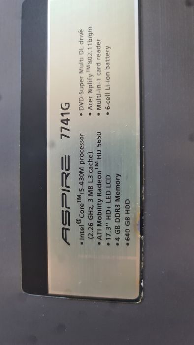 Acer aspire 7741G, I5, 320 hard, 4 gb ram