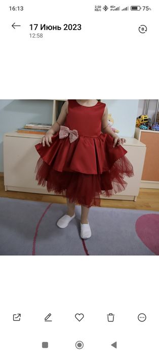 Продам красивое детское  платье