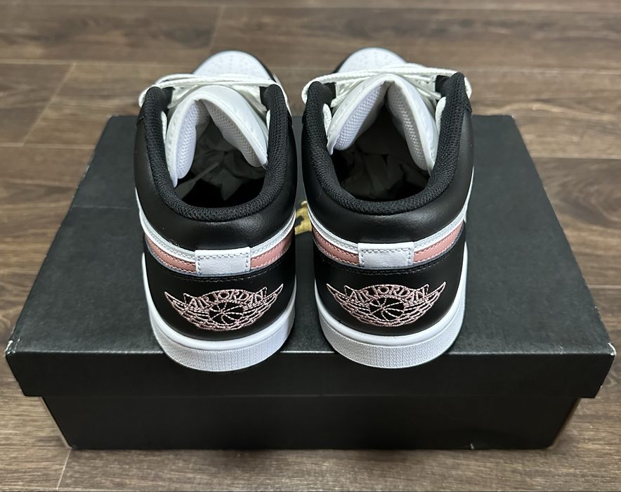 Adidasi Barbati Nike Air Jordan 1 Low Marimea 45 Noi Cu Eticheta