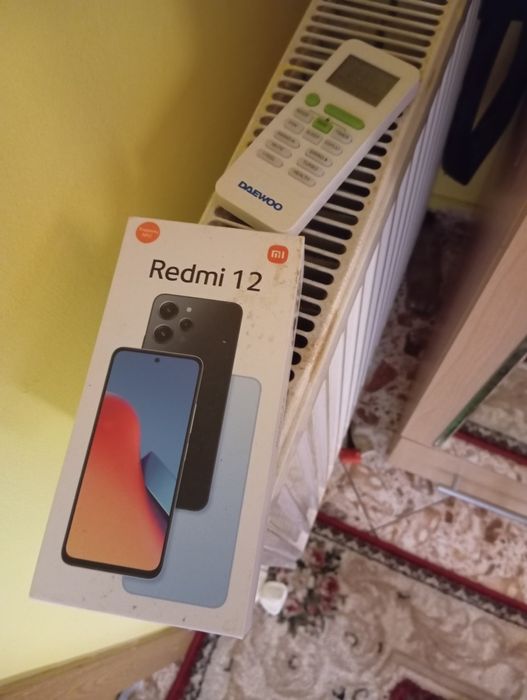 Voi vinde un telefon