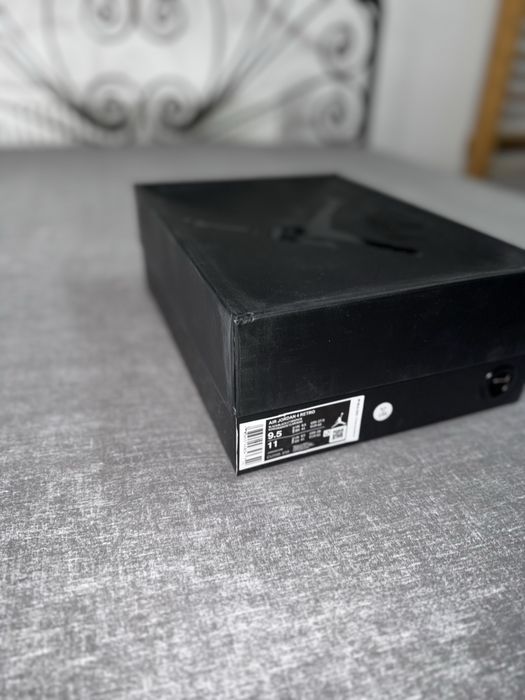 Air Jordan 4 Black Cat