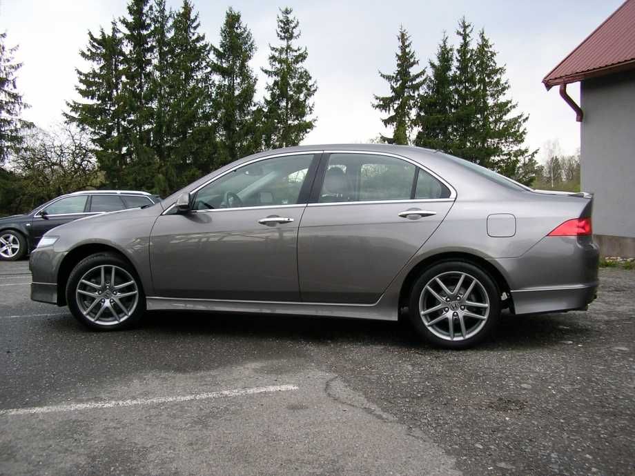 Honda Accord 2.4 Type S