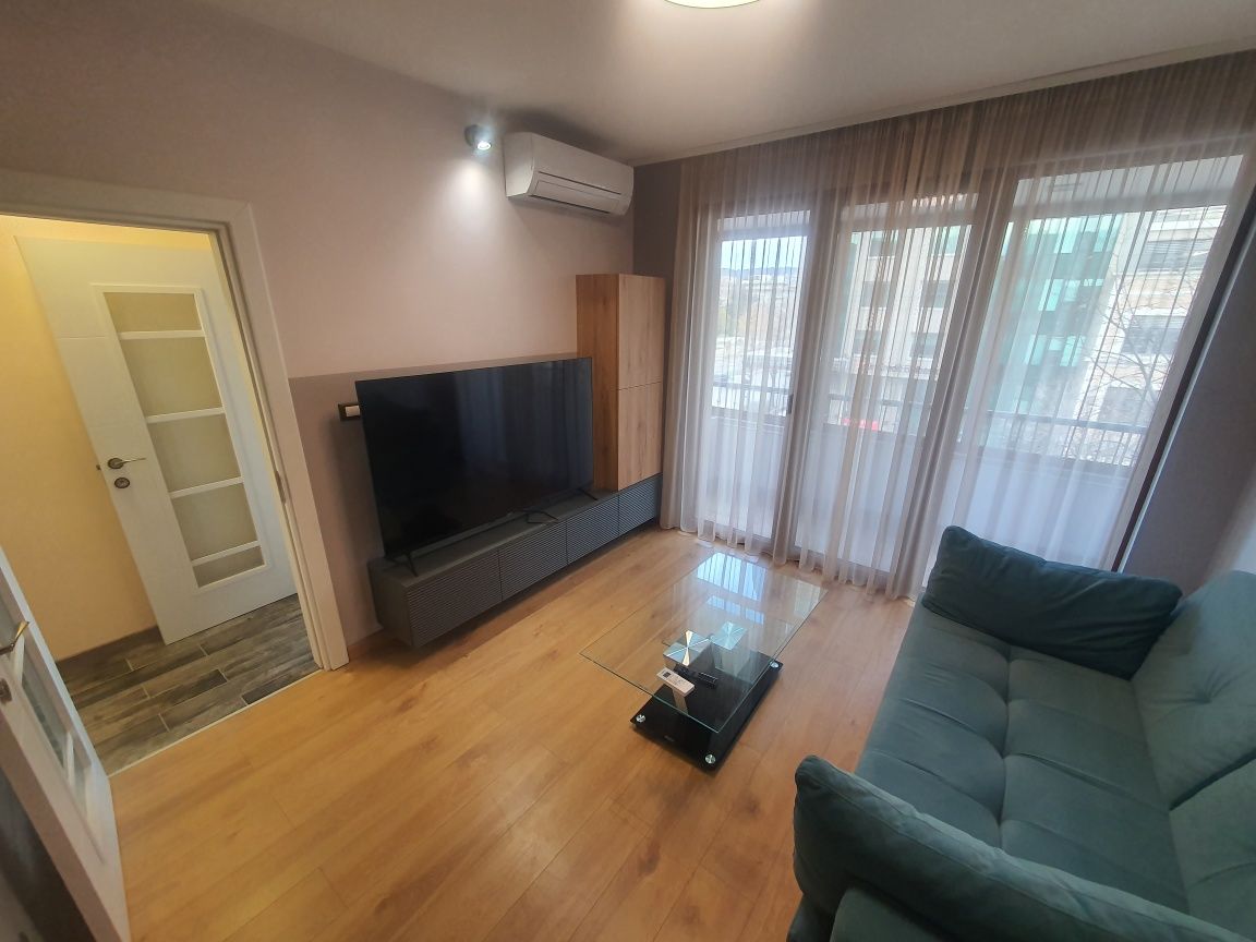 Дава се под наем Тристаен апартамент в Варна, Червен площад - 70 кв.м за 800 € - Снимка #6