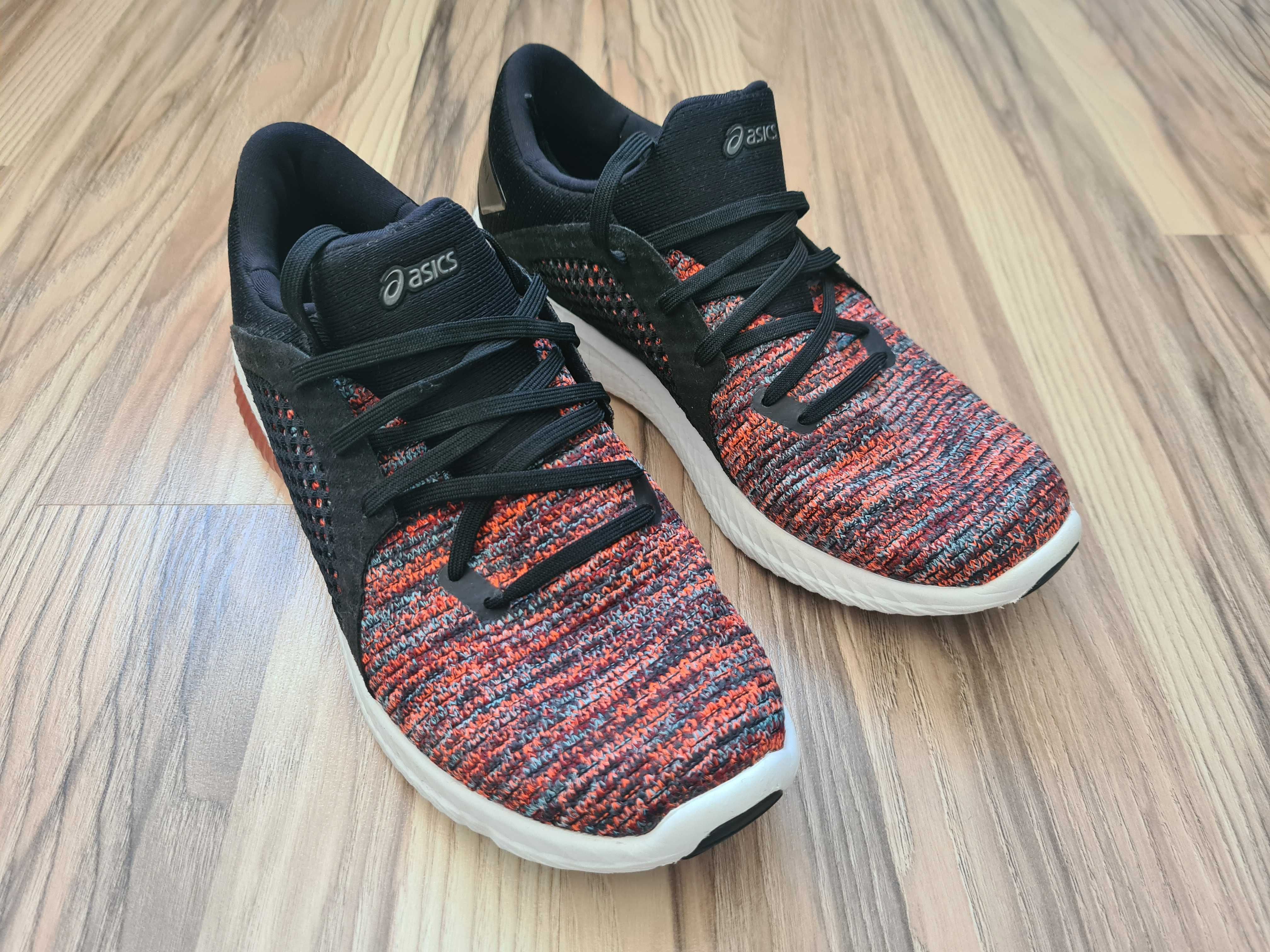 Продавам маратонки ASICS модел GEL-KENUN KNIT