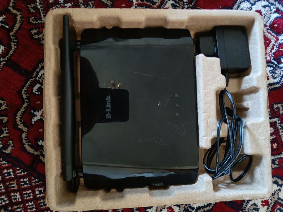 Роутер D link 615