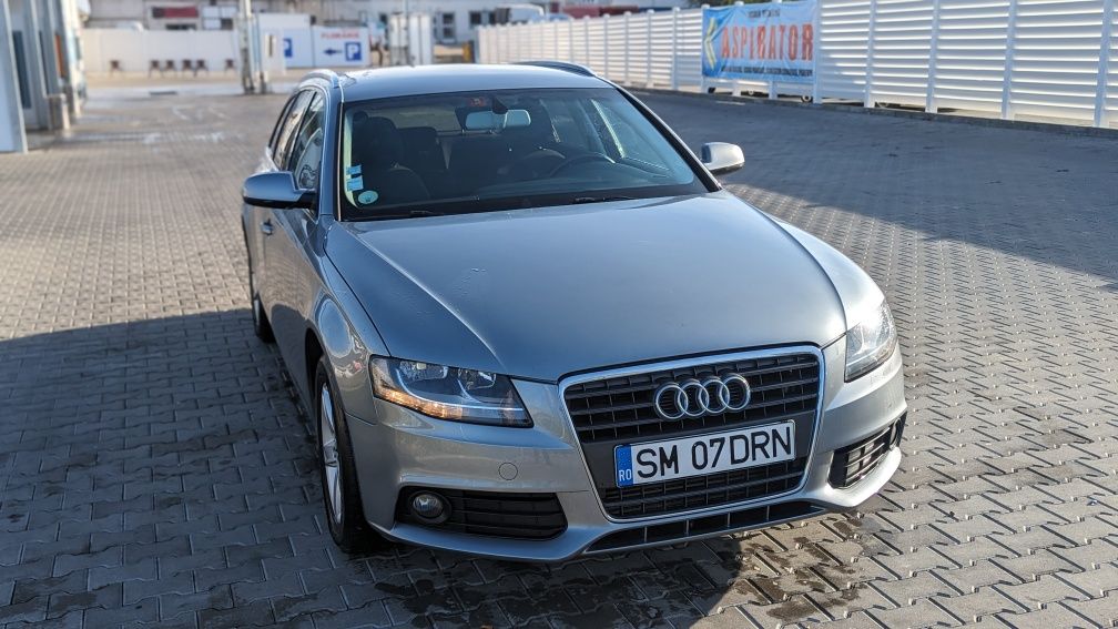 Audi A4 B8 avent 2011