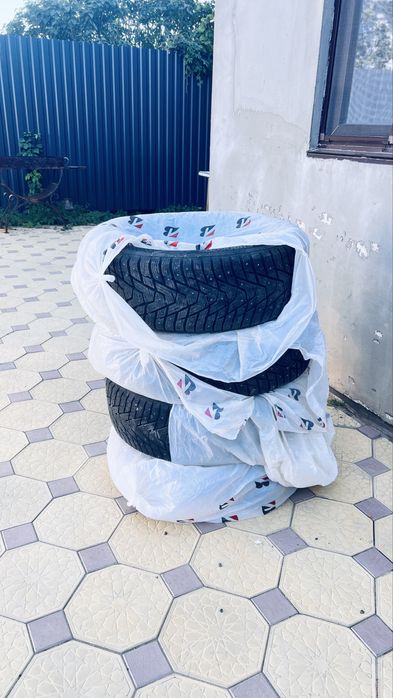 Продам зимний шиши