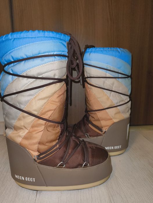 Moon Boot lcon rainbow