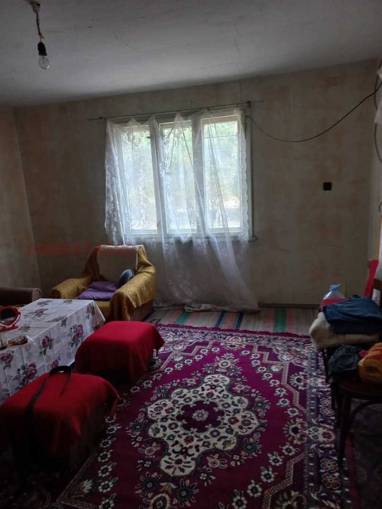 Продава се Къща в с. Стежерово, Област Плевен - 200 кв.м за 64 €/кв.м - Снимка #4