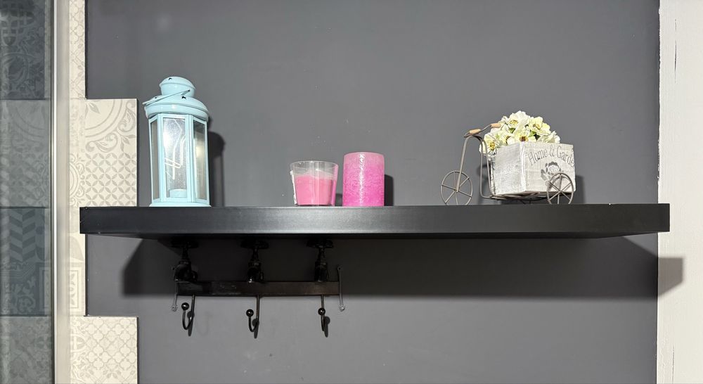 Полка на стенная