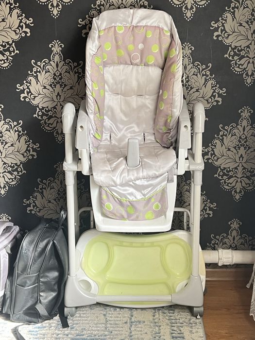Отдам стульчик для кормления