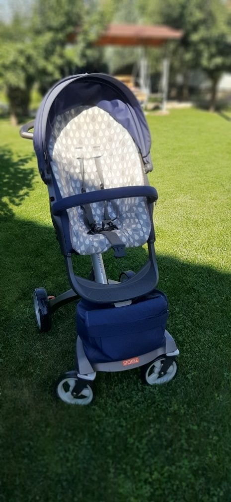 Stokke V4 navy blue