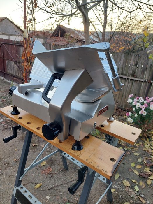 Feliator profesional ABM Milano.