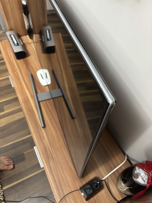 LED телевизор Hitachi