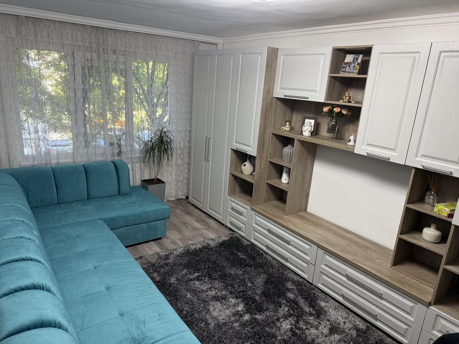 Vand apartament cu 3 camere tip AN