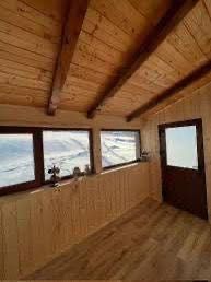 Închiriez cabană la Marisel