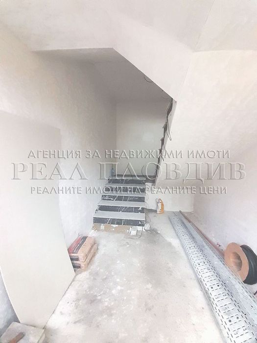 Продава се Офис в Пловдив, Кючук Париж - 180 кв.м за 2200 €/кв.м - Снимка #10