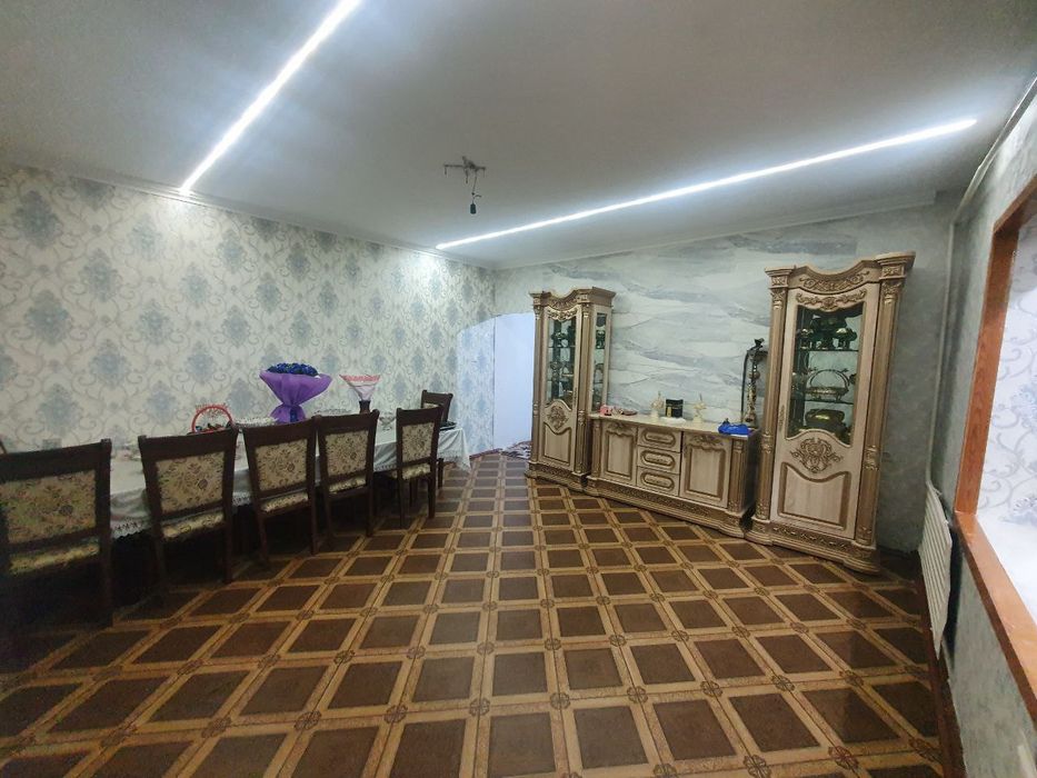 Ijaraga uzoq mudatga hovli uy beriladi. 10 sotik hovli 5 ta honasi