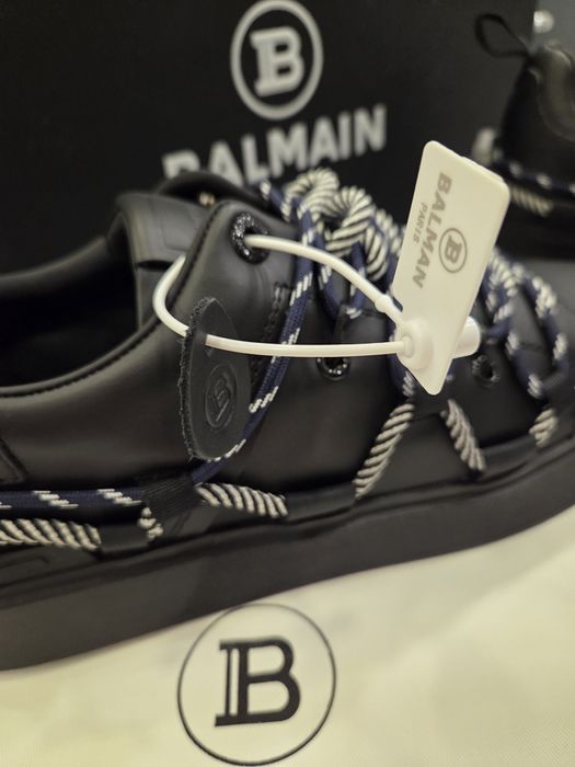 Vând pantofi bărbătești casual Balmain de piele