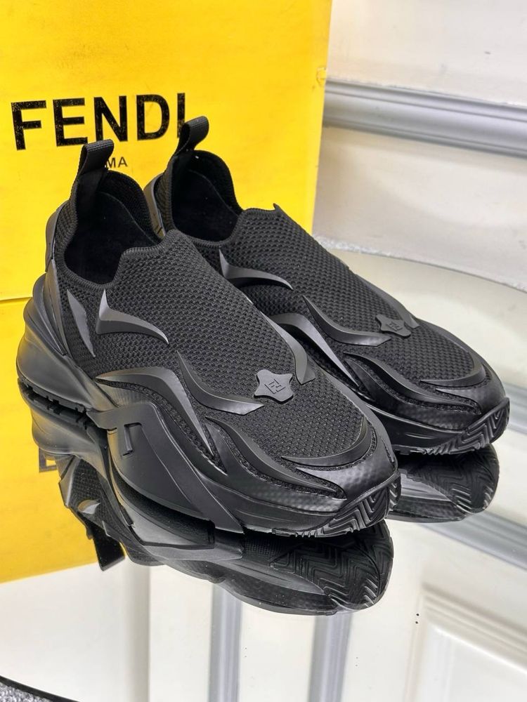 Adidasi barbati Fendi