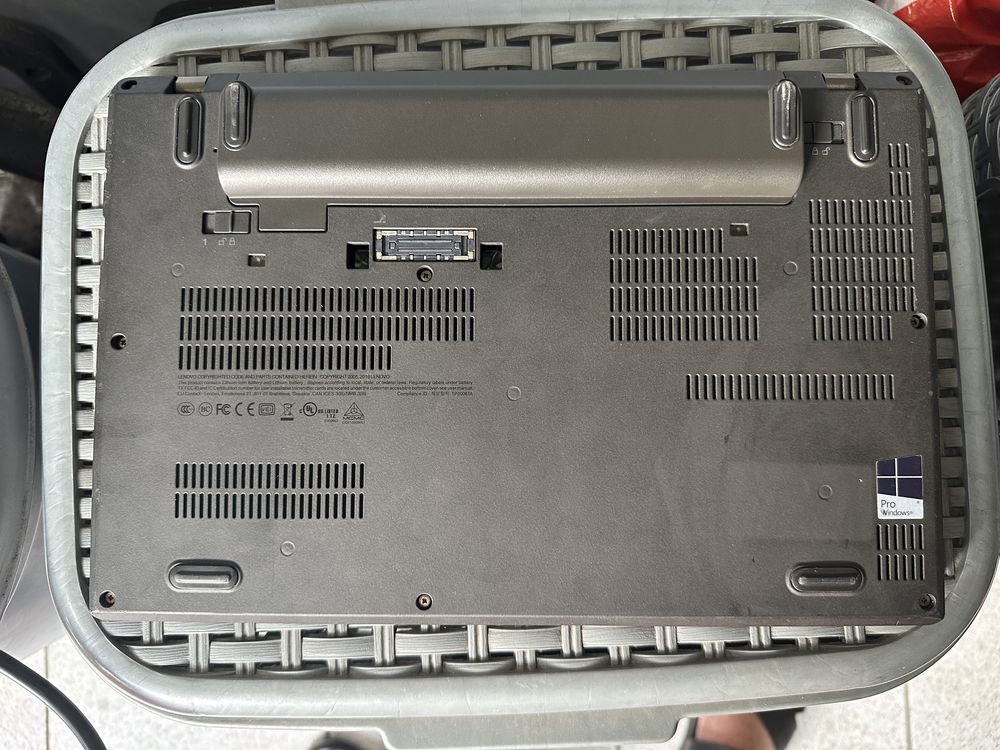 Lenovo ThinkPad X270 - i5, 12,5”, 16/256 SSD, отличен