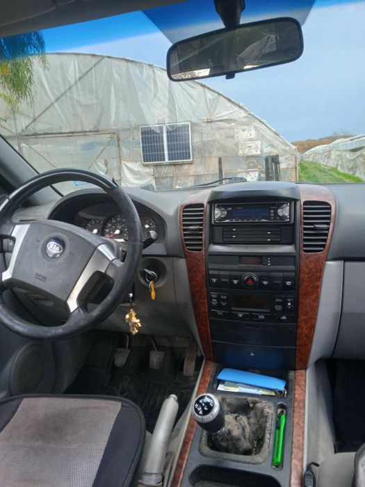 KIA sorento,in stare de funcționare,nu este avariată,acte la zi,