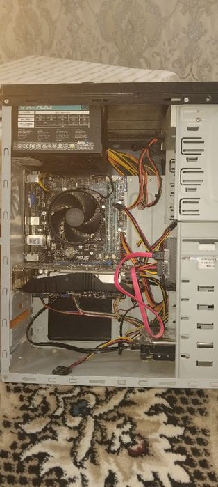 Uyin uchun terilgan kompuyuter alo darajada  ishlaydi