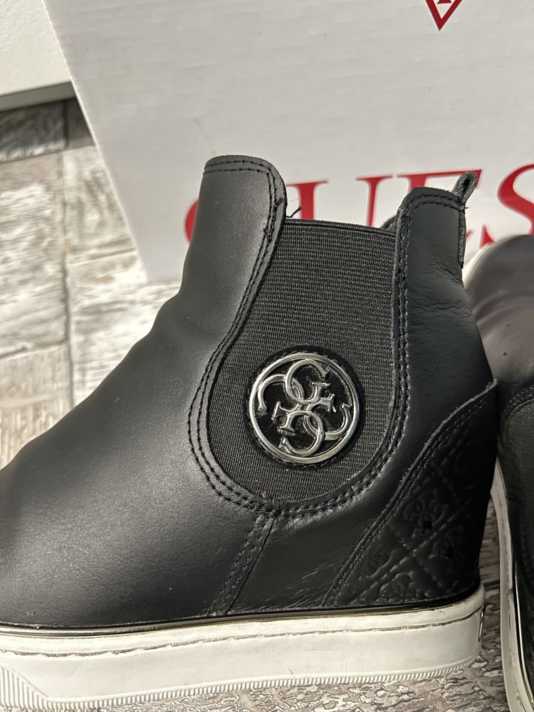 Дамски кожени боти Guess размер 36