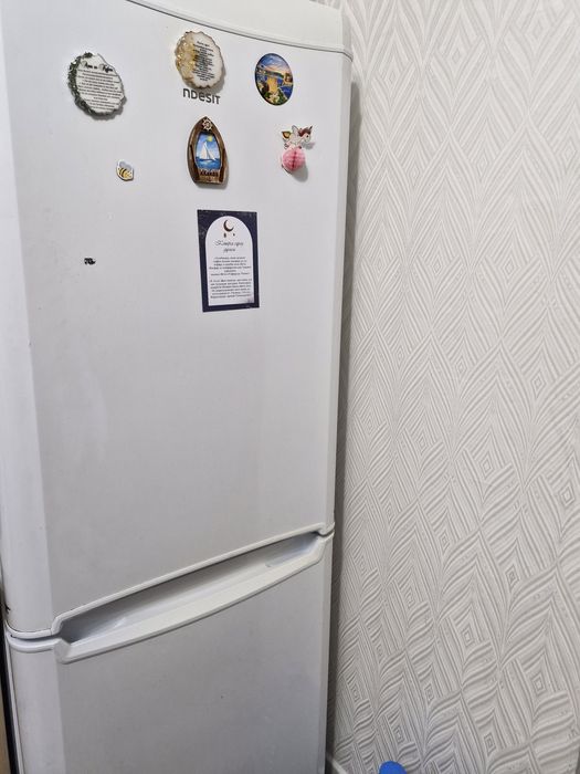 Холодильник в рабочем состояний