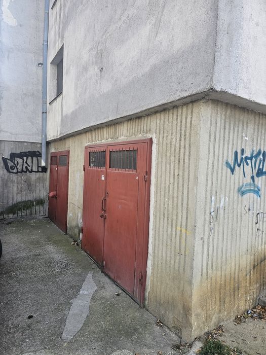 Vand Garaj pe Aleea Tudor Neculai
