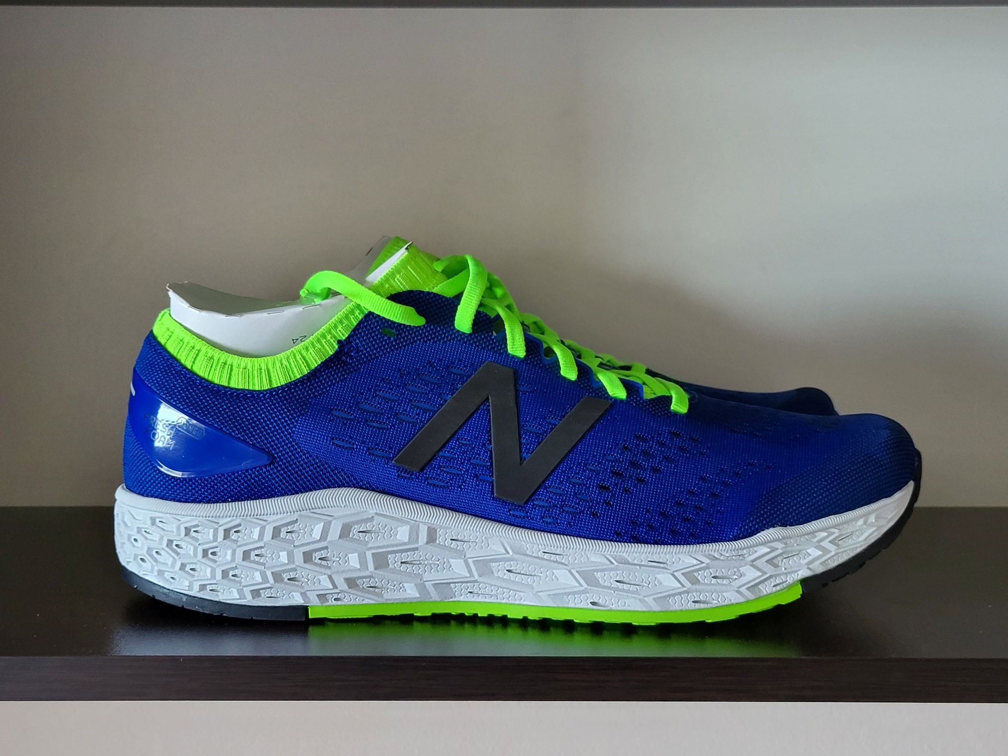 New Balance Fresh Foam V4/ 40.5номер 25.5см Стелка