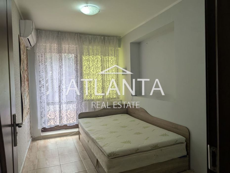 Продава се Тристаен апартамент в Варна, Център - 50 кв.м за 2164 €/кв.м - Снимка #1